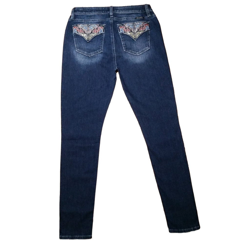 Miss Me Skinny Jeans Low Rise  Inseam 30 Inches